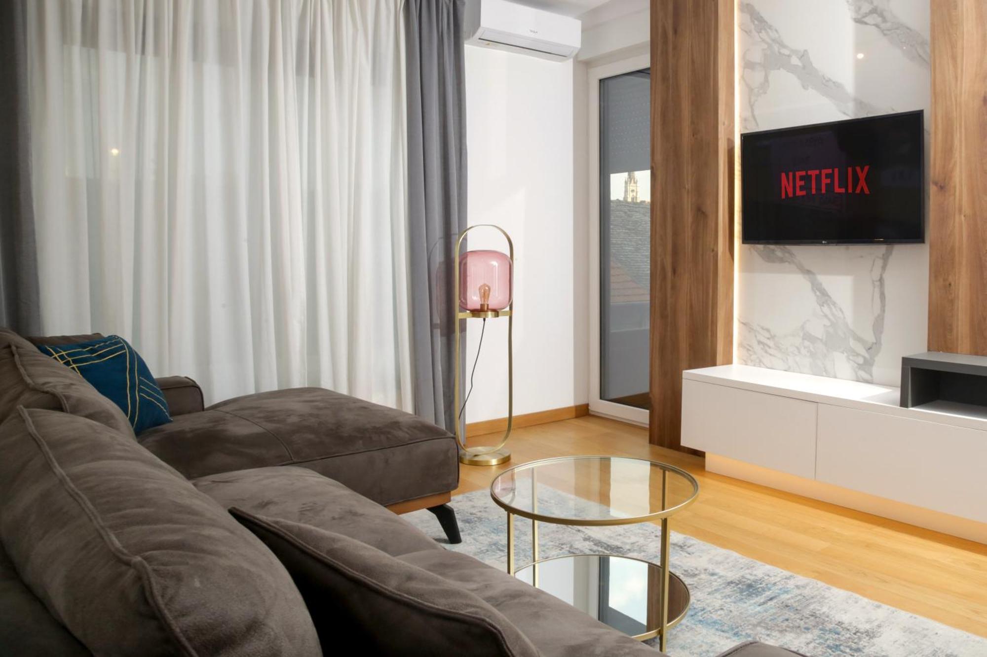 Supernova Royal Residence โนวีซาด ภายนอก รูปภาพ